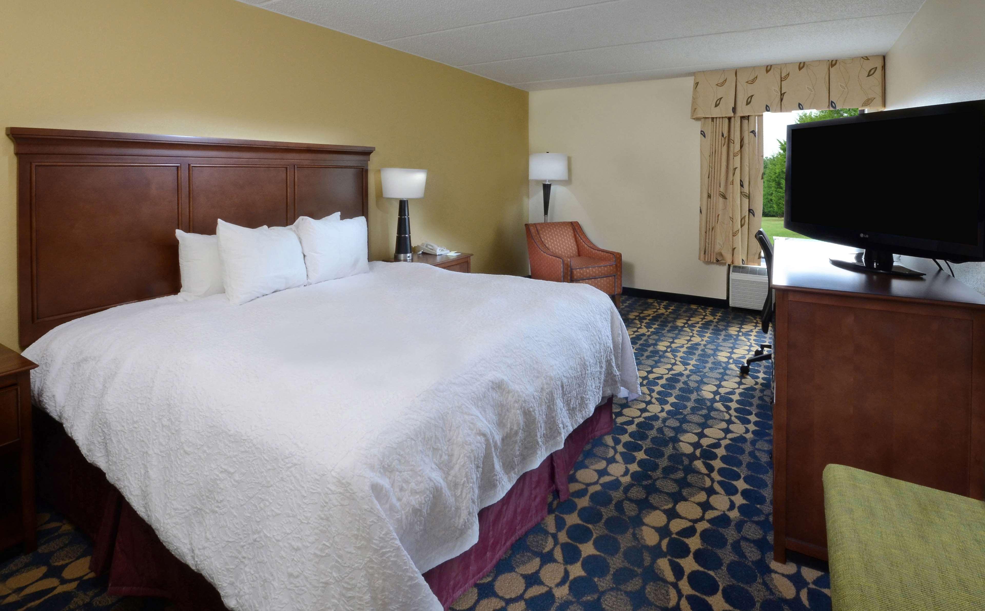 Hampton Inn Fayetteville Fort Bragg Экстерьер фото