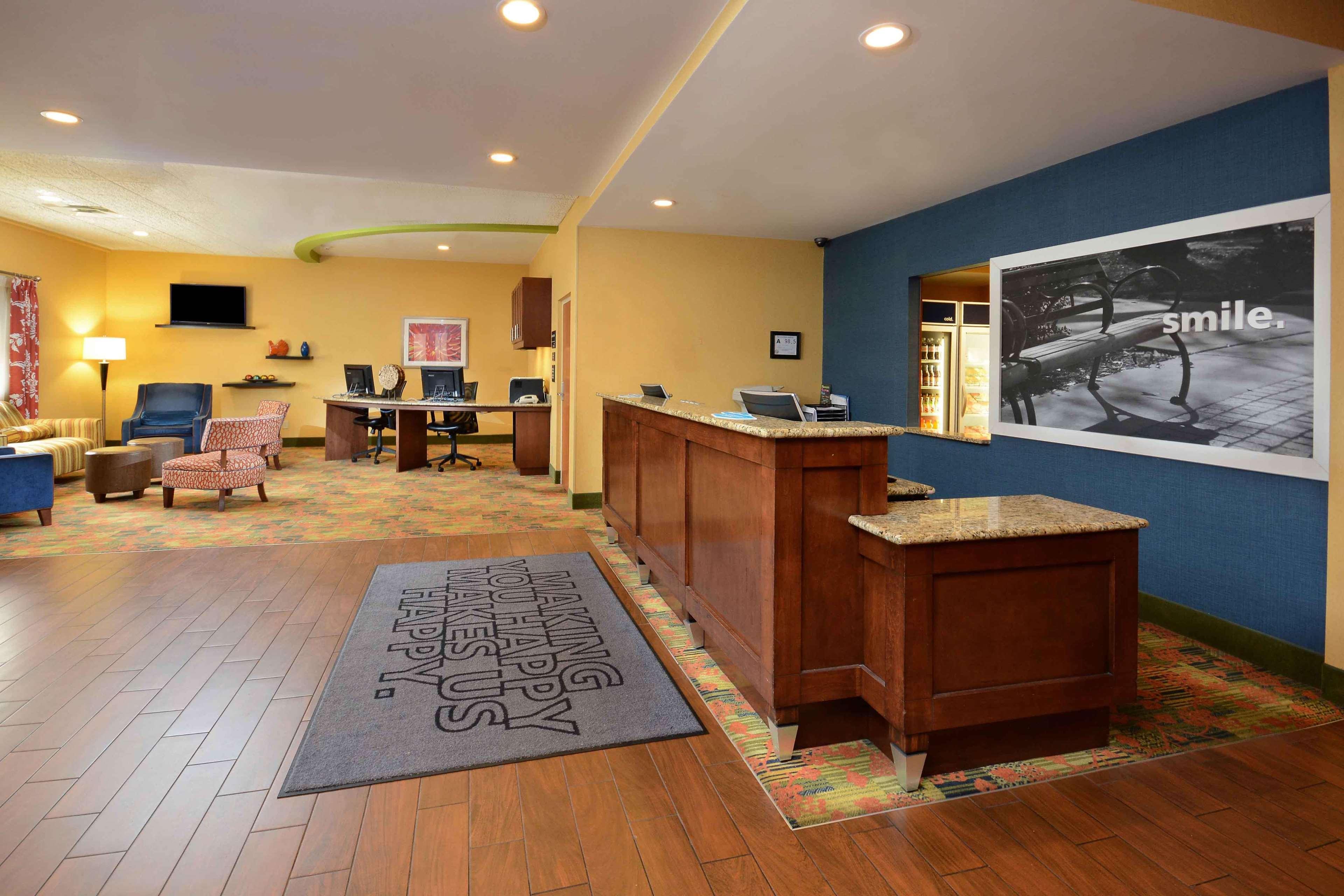 Hampton Inn Fayetteville Fort Bragg Экстерьер фото