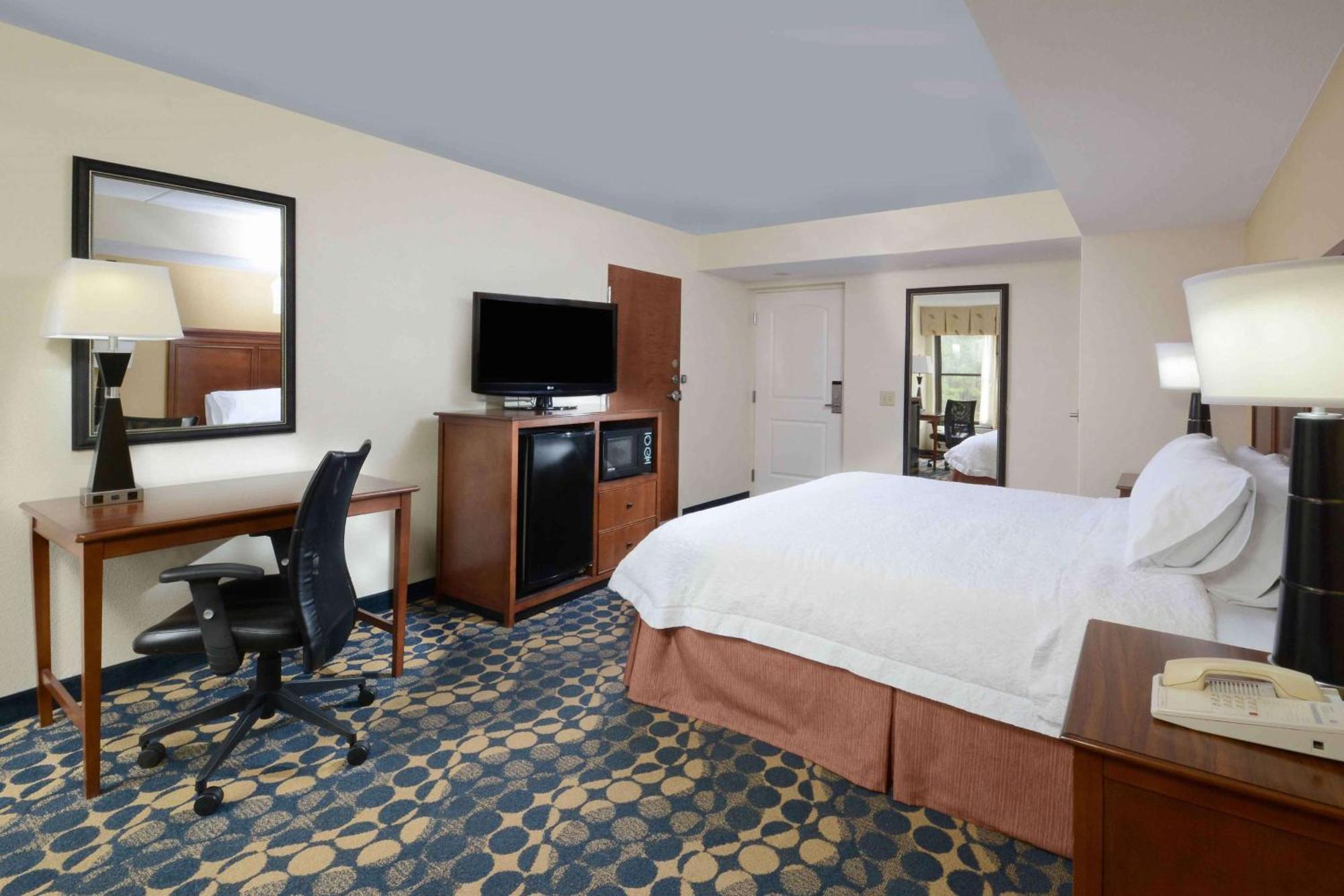 Hampton Inn Fayetteville Fort Bragg Экстерьер фото