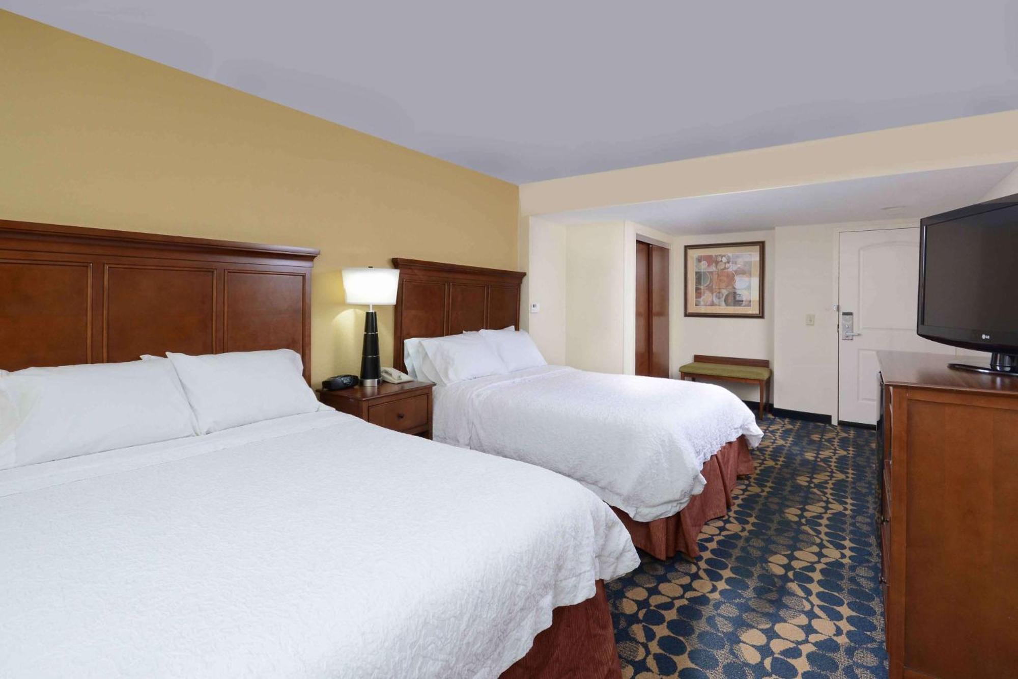 Hampton Inn Fayetteville Fort Bragg Экстерьер фото
