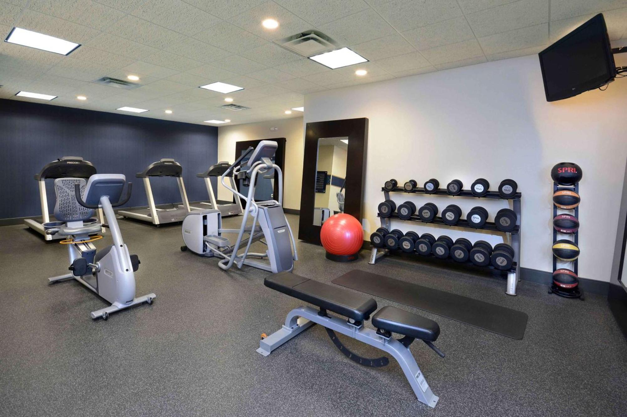 Hampton Inn Fayetteville Fort Bragg Экстерьер фото
