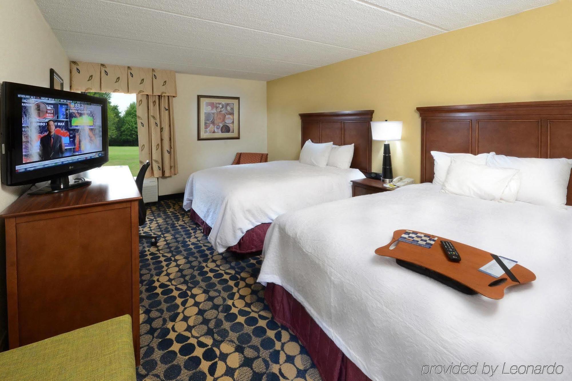 Hampton Inn Fayetteville Fort Bragg Экстерьер фото